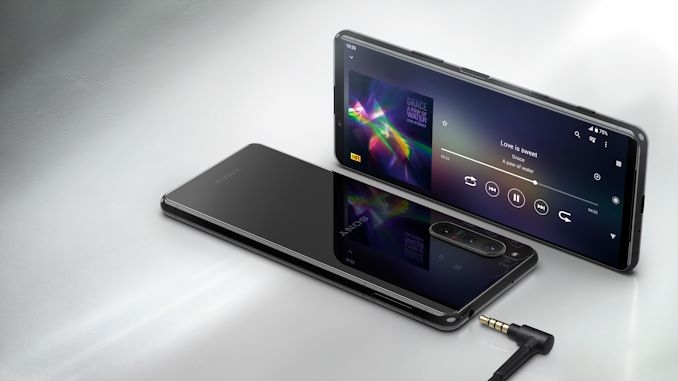 索尼新旗舰手机Xperia 5 II公布:6.1寸120Hz带鱼屏+骁龙865 约6430元(考研信仰的时刻到了)插图 索尼Xperia 5 II旗舰机发布:6.1寸120Hz带鱼屏+骁龙865 约6430元