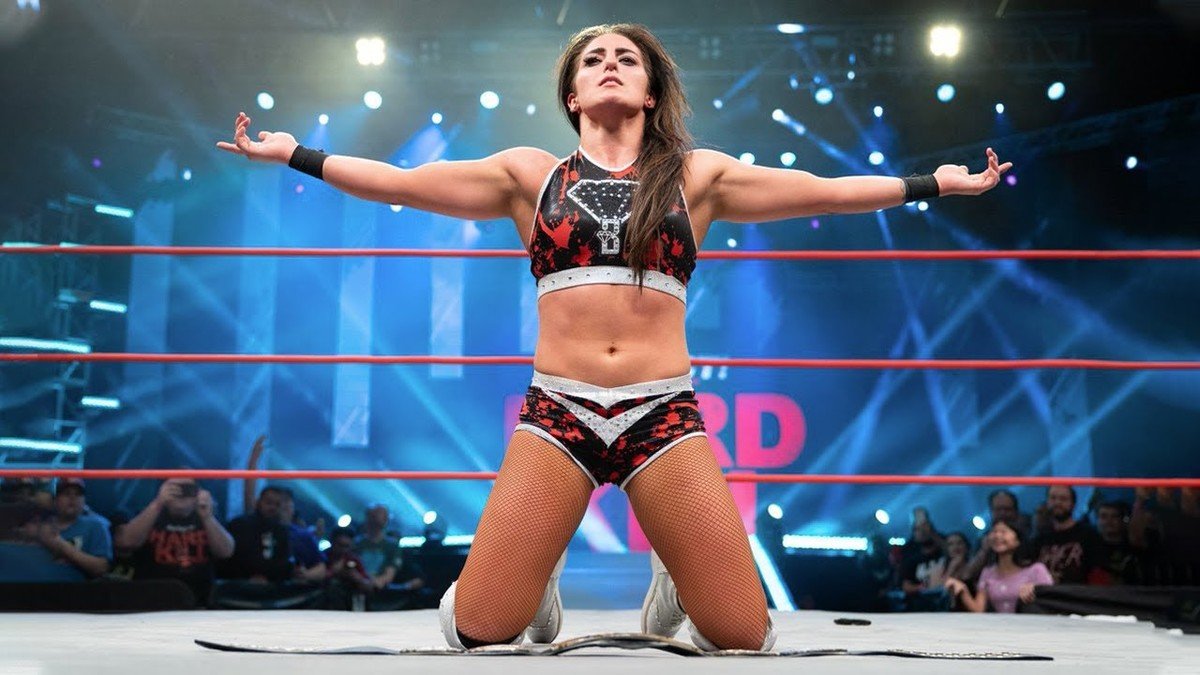 《WWE 2K竞技场》紧急删除“钻石女王”照片