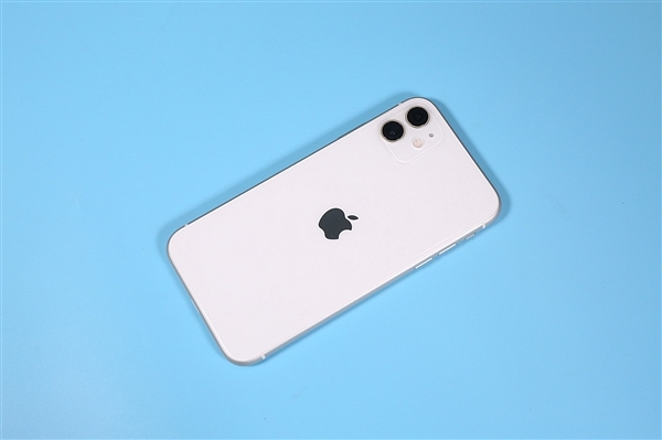 富士康加班疯狂生产iPhone12 新入职人员奖励9000元插图 富士康加班疯狂生产iPhone12 新入职人员奖励9000元