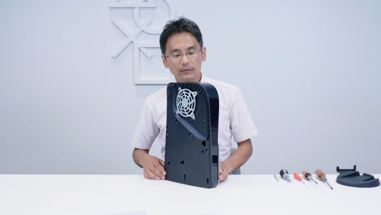 PS5官方拆解视频来了!插图11 PS5官方拆解视频来了 一窥SIE至今最具革命性的游戏主机内幕