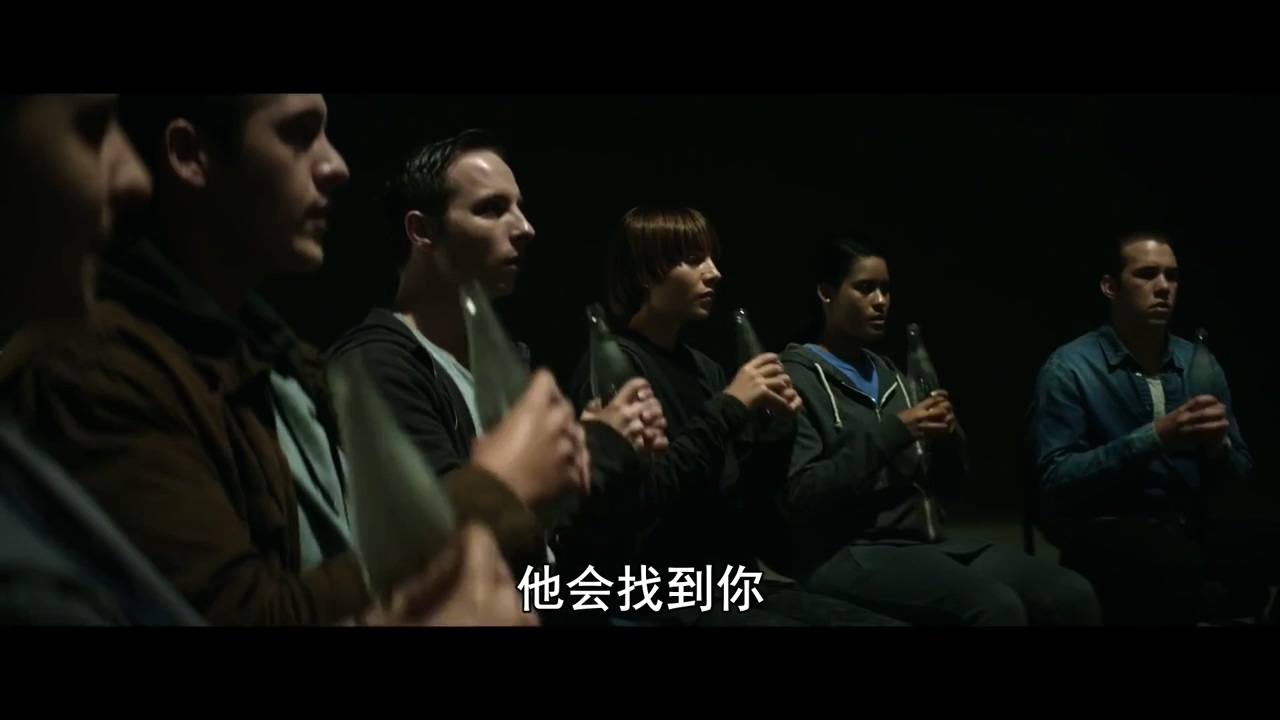 恐怖片《虚空人The Empty Man》预告公布,10月23日上映插图3 超自然恐怖片《虚空人》中字预告 年轻人作死的故事