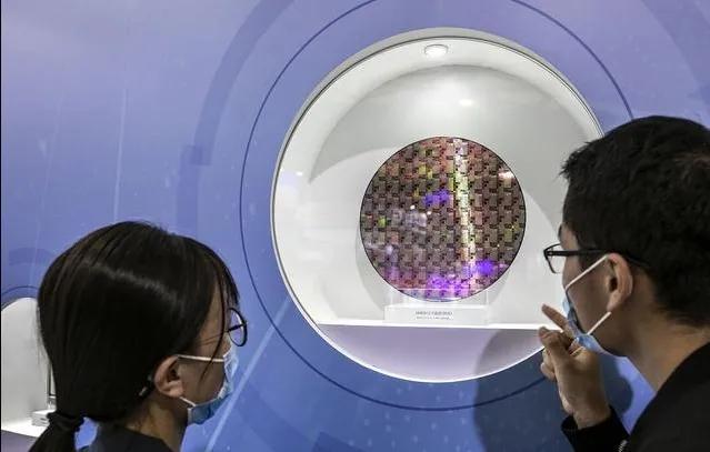 中国芯片再度突破!紫光国芯正式官宣,比尔盖茨没有说错插图3 中国芯片再度突破!紫光国芯正式官宣,比尔盖茨没有说错