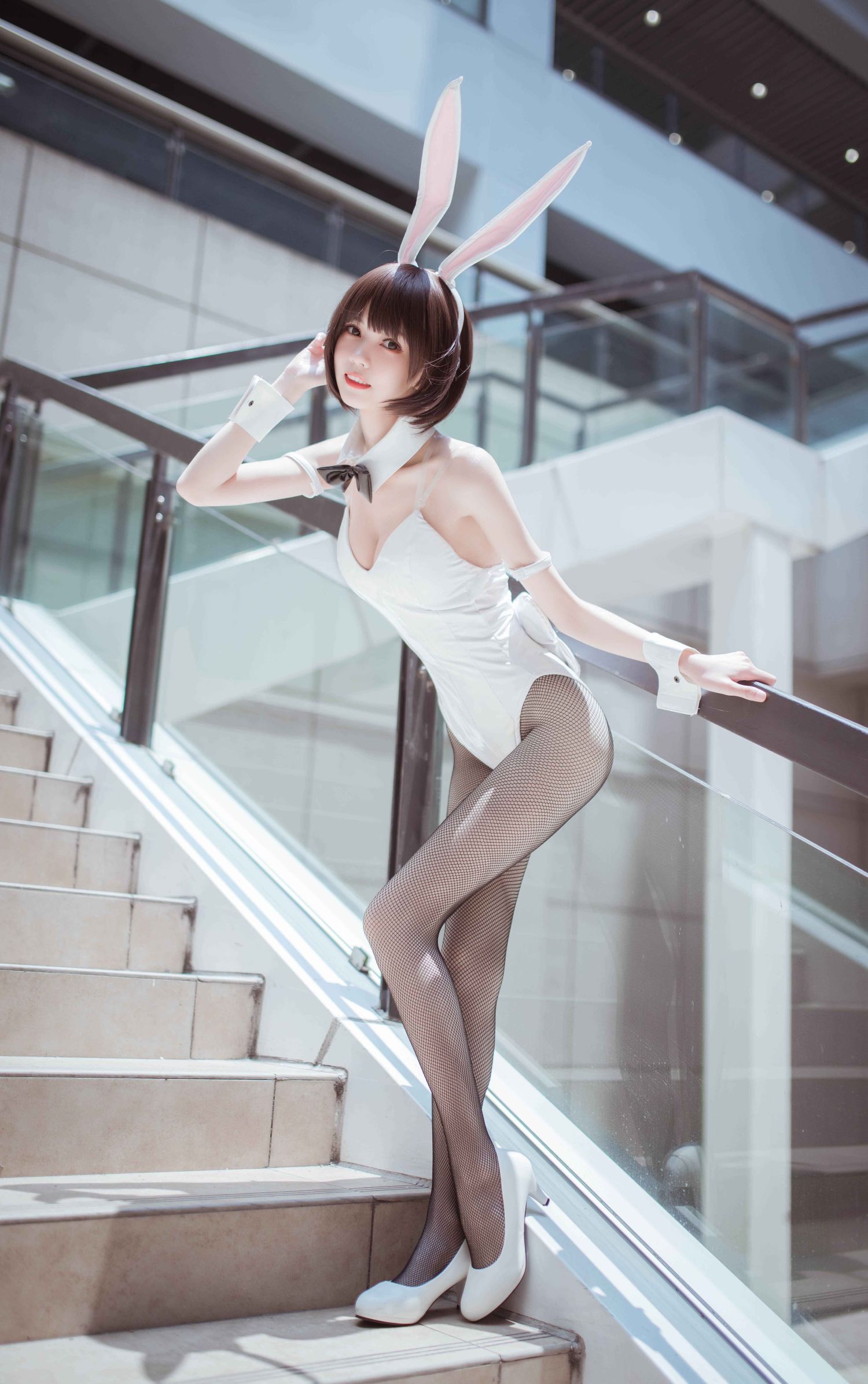 [你的负卿] 福利写真集·NO.011 圣人惠兔女郎 [23P]