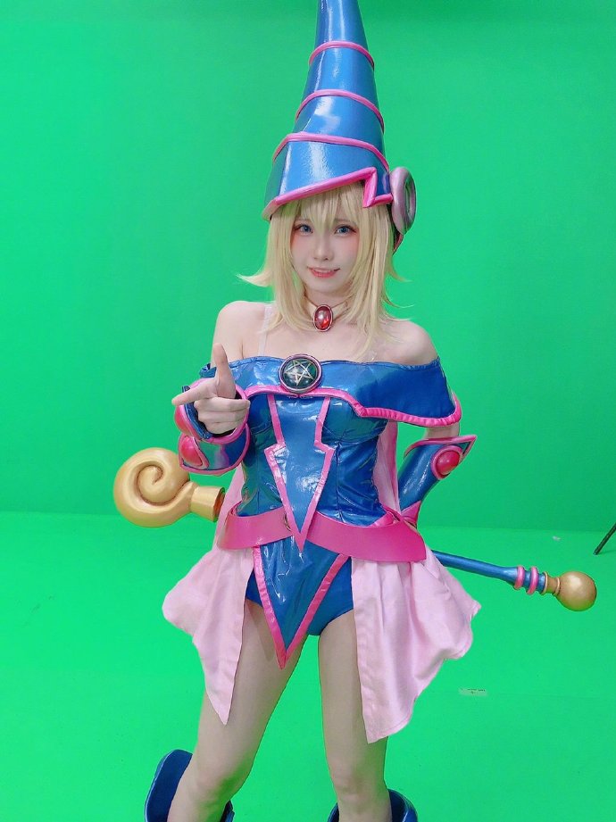 enako(えなこ)「黑魔导女孩」COSPLAY （2020ver）