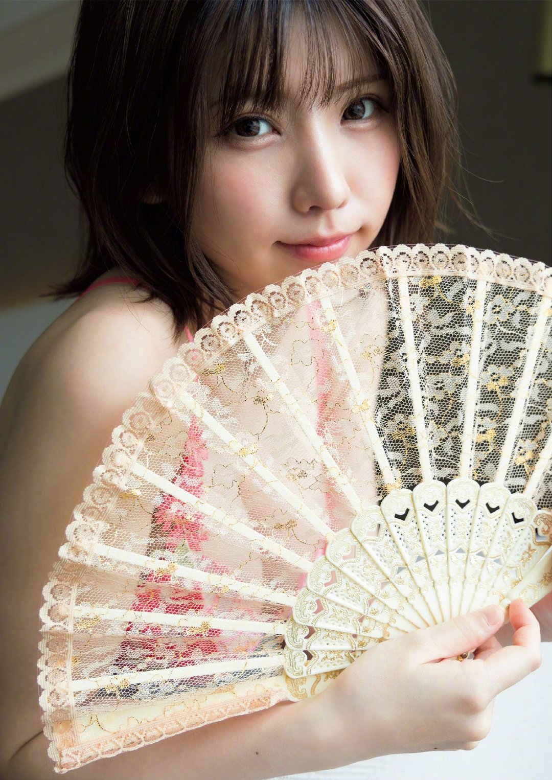 写真：enako【周刊PLAY BOY #NO.29  特辑】