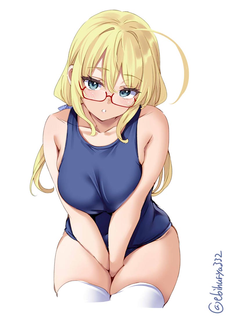 每日好图：肉感美少女【 画师：えびふりゃ】