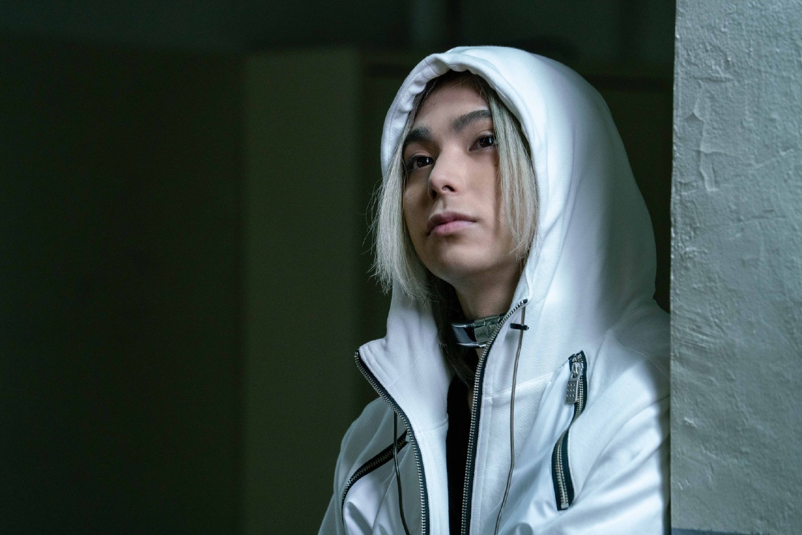 悬疑剧《弥留之国爱丽丝》第二季新剧照公布，12月22日上线Netflix