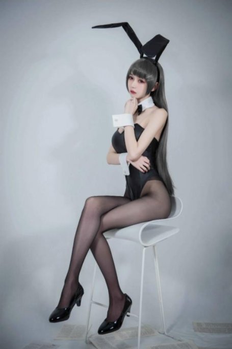 [你的负卿] 福利写真集·NO.012 学姐兔女郎 [18P]