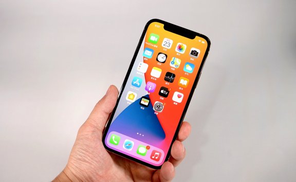 苹果产能不足曲线救国：征用iPad零件供给iPhone 12 Pro